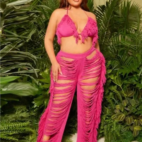 SHEIN Hot Pink Fringe Trim Halter Top & Ripped Pants Set - Picture 1 of 4